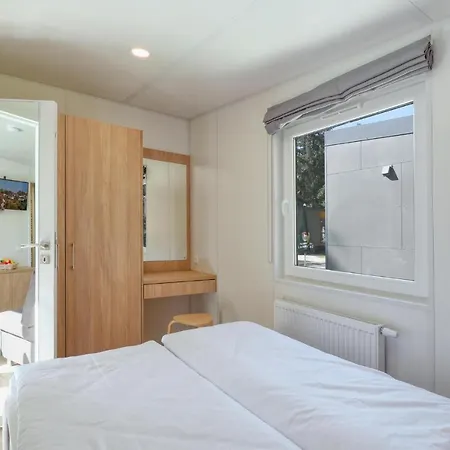 Holiday home Tiny Haus 61 Am Brombachsee